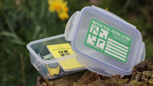 Die Welt der Geocoins und Geocacher